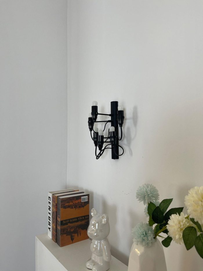 Classic 2097 Wall Light - Image 4