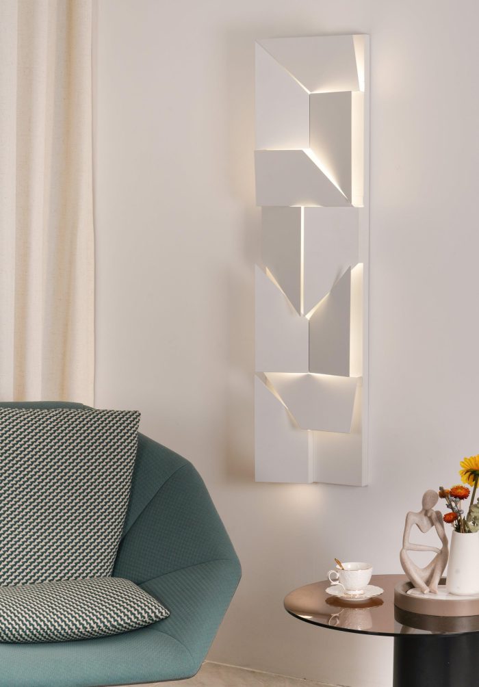 Shadows Grand Plug-in Sconce - Image 84