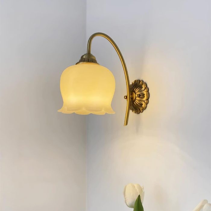 Vintage Mia Wall Lamp - Image 23