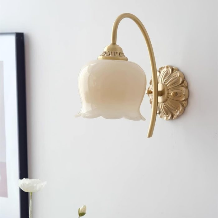Vintage Mia Wall Lamp - Image 31