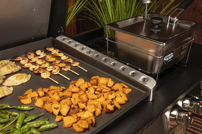 Blackstone Culinary 5 Burner Liquid Propane Outdoor Griddle - Image 12
